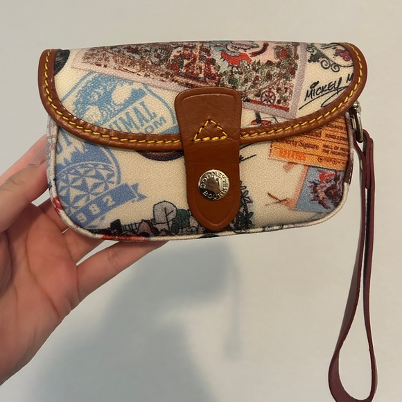 Dooney & Bourke Disney Parks Map Flap Wristlet – NWT, Rare Print - Picture 9 of 9